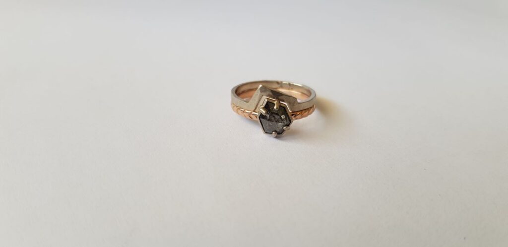 Silver mountain range combination ring with hammered finish