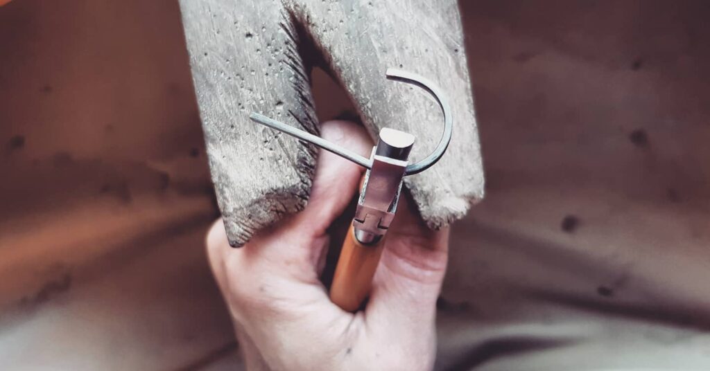 Gold ring handmade from square wire